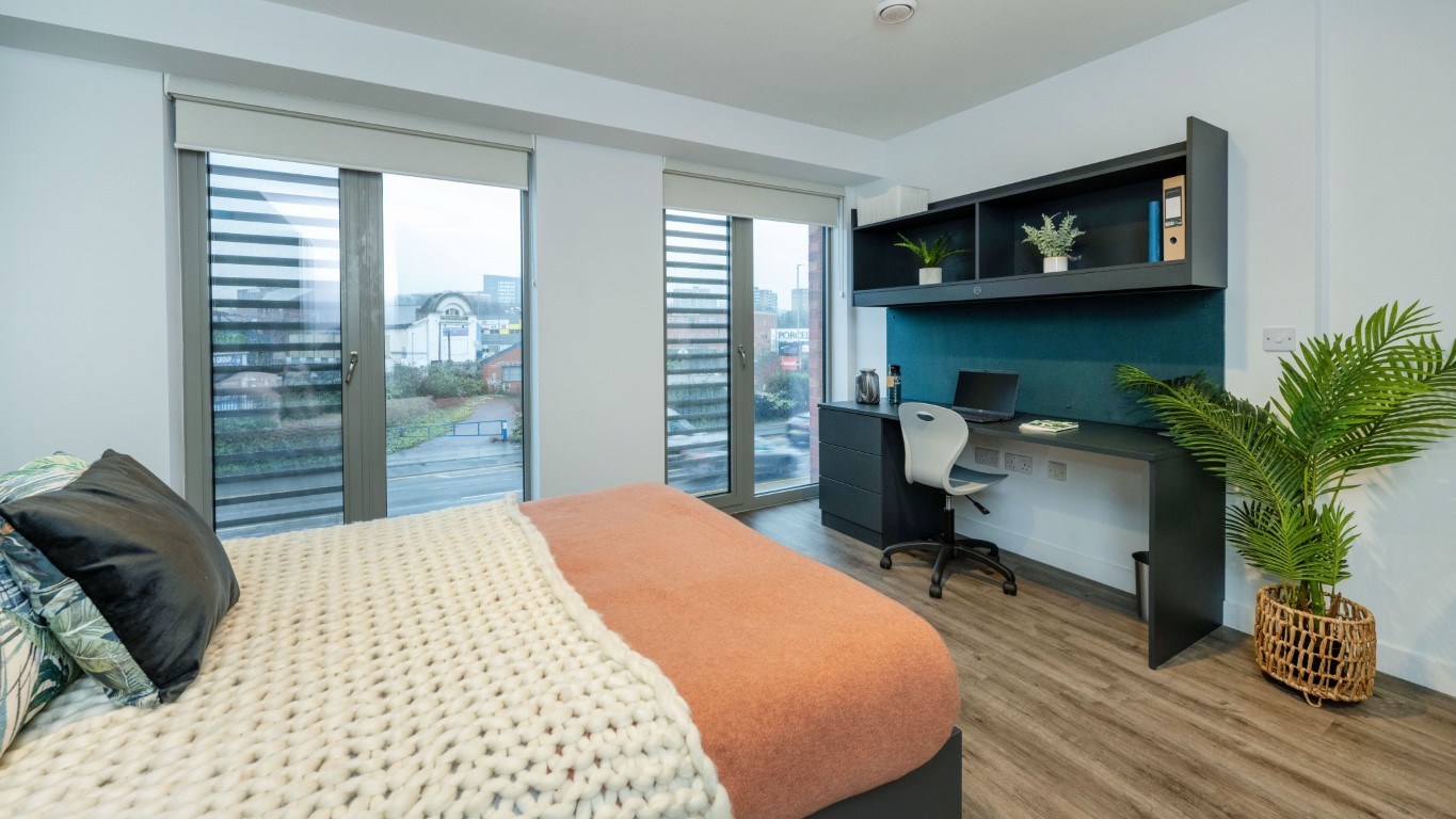  Deluxe Studio  -  The Terry Frost Building  - Gallery -  1