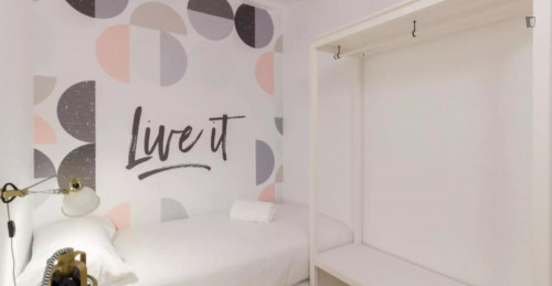 Nice single bedroom