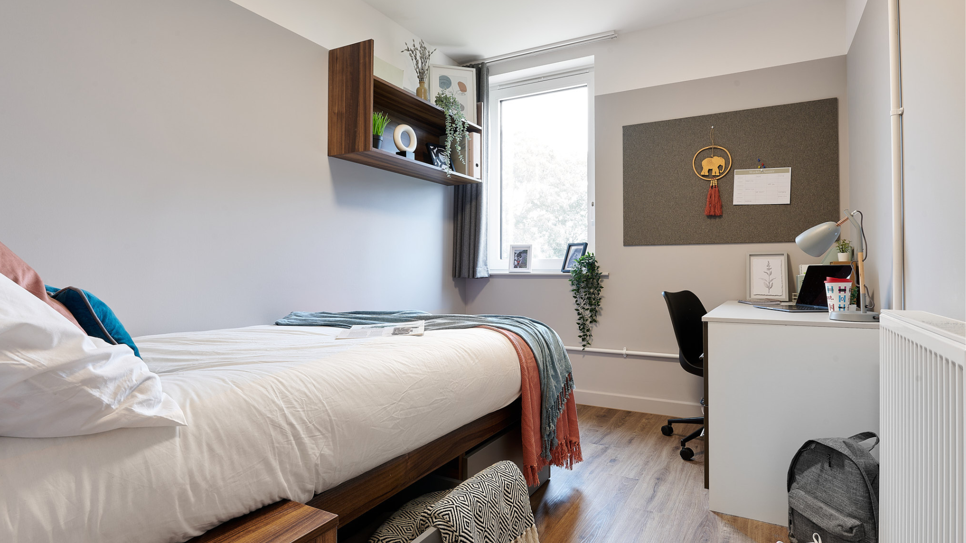 Bronze En-Suite - The Helix Wembley - Gallery - 3