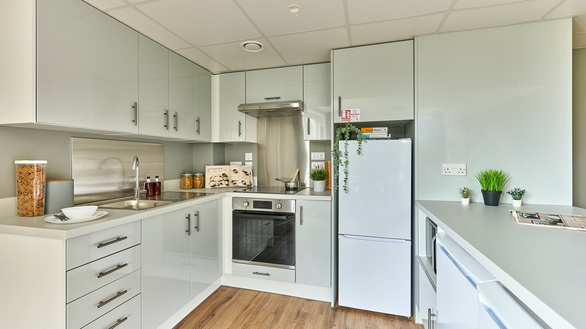  Bronze En Suite  -  The Helix Wembley  - Gallery -  5