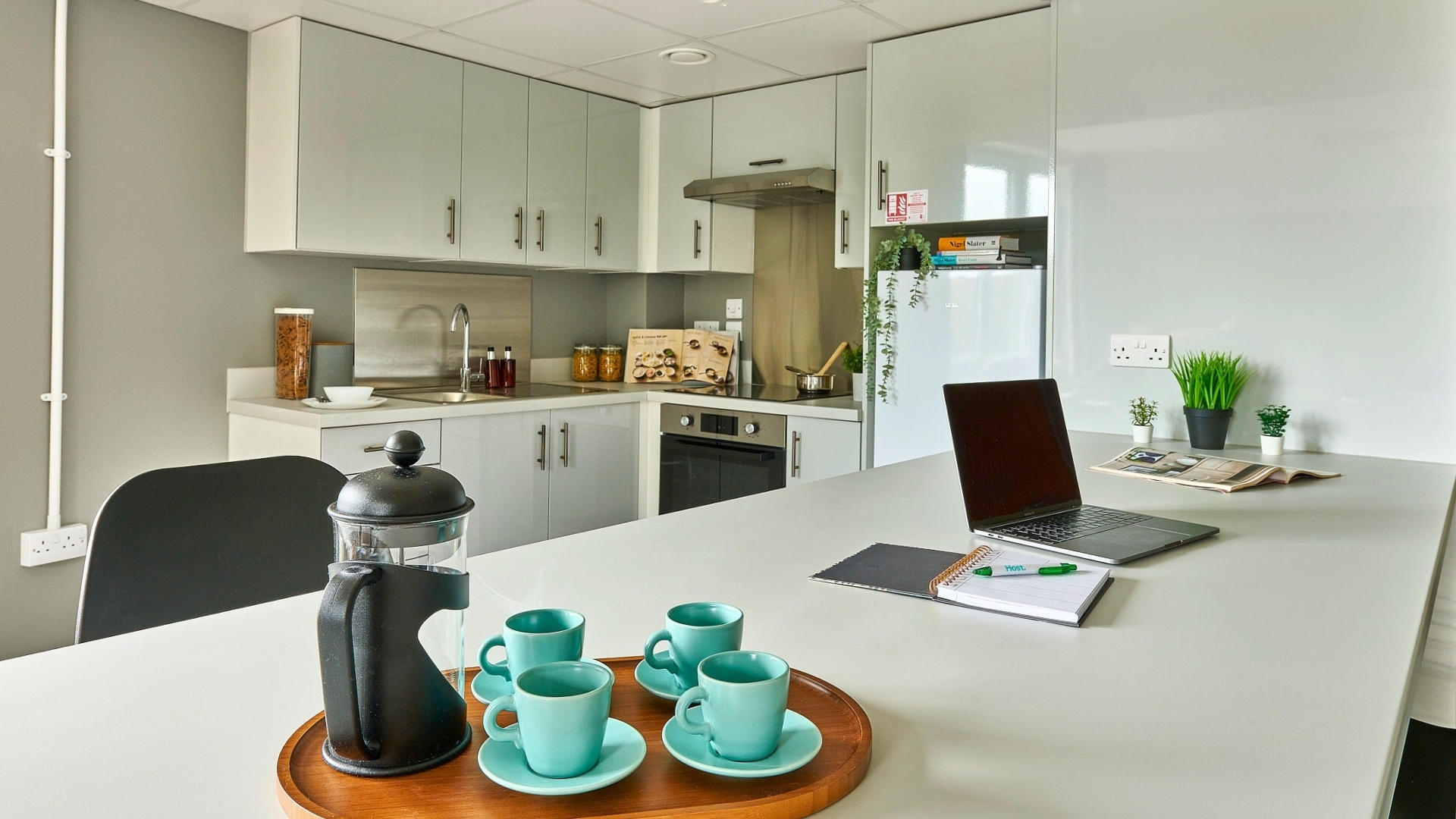  Silver En Suite  -  The Helix Wembley  - Gallery -  2