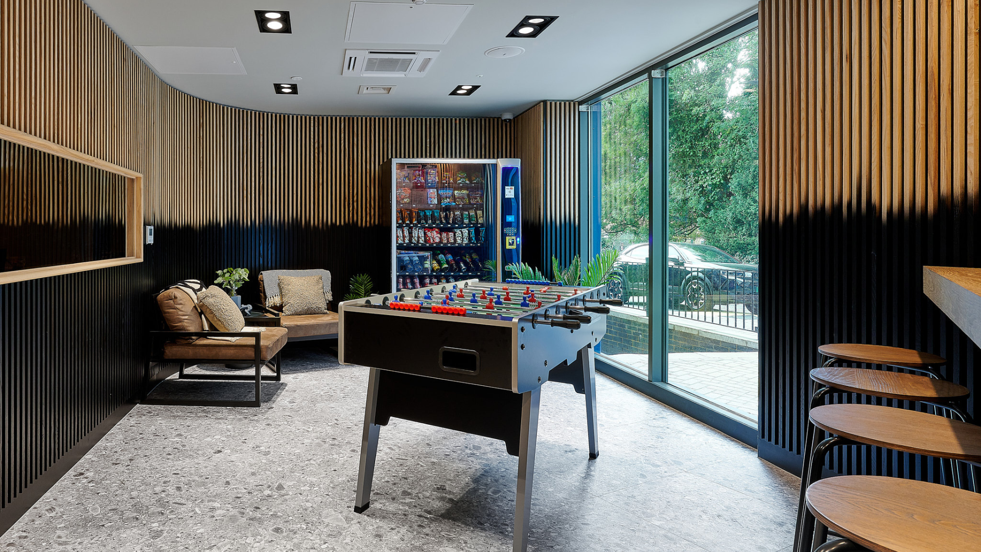 Penthouse Plus Studio - The Helix Wembley - Gallery - 6