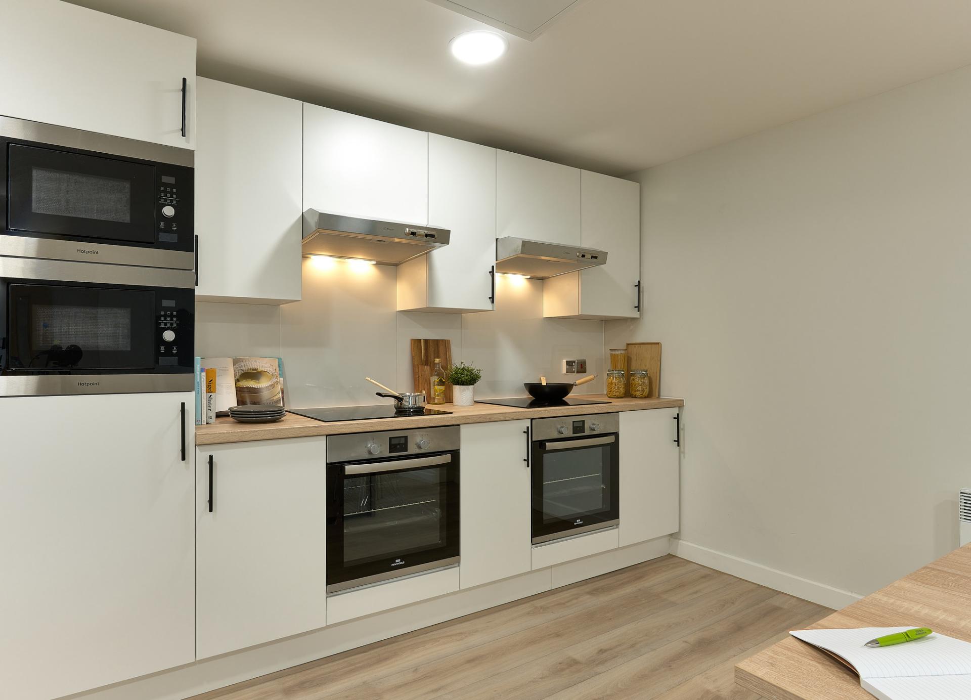 Gold En-Suite - 12