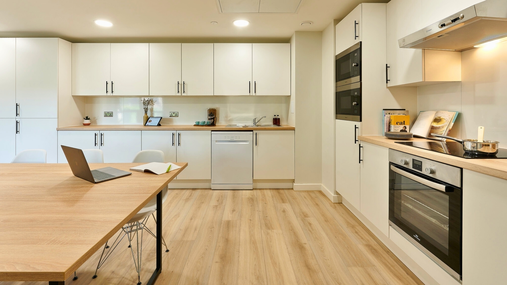  Platinum En-Suite  -  Christchurch Road  - Gallery -  2