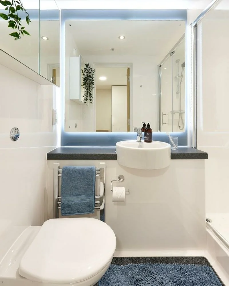  Bronze Plus En-Suite  -  Christchurch Road  - Gallery -  2