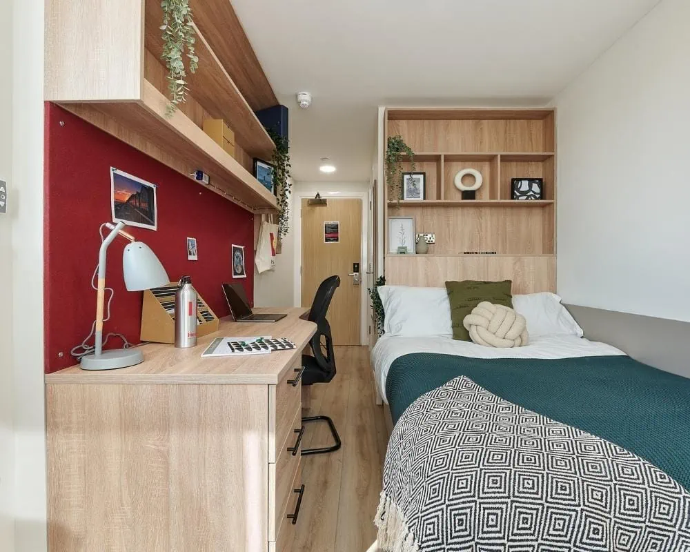  Bronze Plus En-Suite  -  Christchurch Road  - Gallery -  5