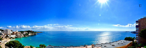 First line apartment with beach and community restaurant in palma