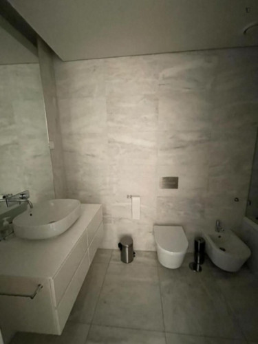 Bright 2-bedroom apartment with a terrace near Avenida metro station - Gallery - 15