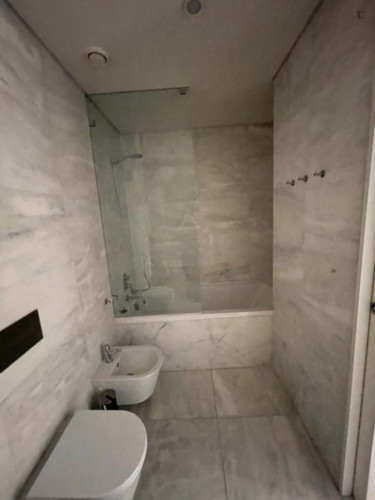Bright 2-bedroom apartment with a terrace near Avenida metro station - Gallery - 14