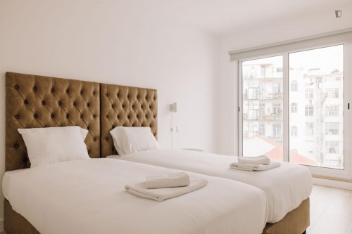 Spacious 3-bedroom apartment in Martim Moniz - Gallery - 7