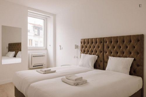 Spacious 3-bedroom apartment in Martim Moniz - Gallery - 9