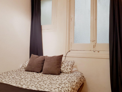 Cosy double bedroom near Sevilla metro station - Gallery - 24