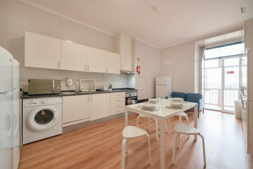 Excellent double bedroom near the Entrecampos train station - Gallery - 5