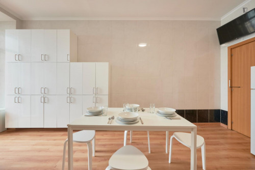 Excellent double bedroom near the Entrecampos train station - Gallery - 8