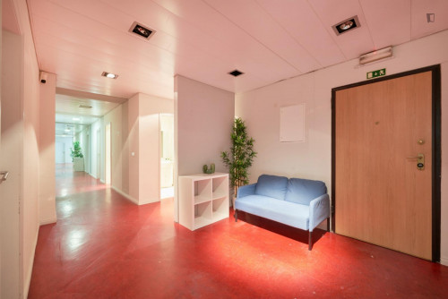 Cute double bedroom not far from the University of Lisbon - Gallery - 12