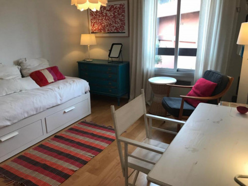 Cosy Single Bedroom close to Nova SBE Carcavelos
