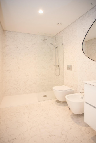 Lovely 1-Bedroom apartment near Faria Guimarães metro station