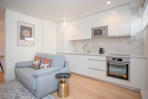 Lovely 1-Bedroom apartment near Faria Guimarães metro station  - Gallery -  5