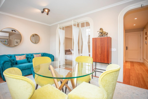 Refined studio close to Igreja do Carmo