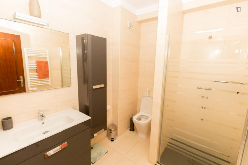 Luxury 2 bedrooms 100m, ocean view, balcony, Povoa city center