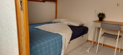 Comfy studio annexed to a main house with garden near Peniche