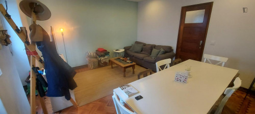 Clean double bedroom wtih private bathroom in a 7-bedroom house near Peniche - Gallery - 29