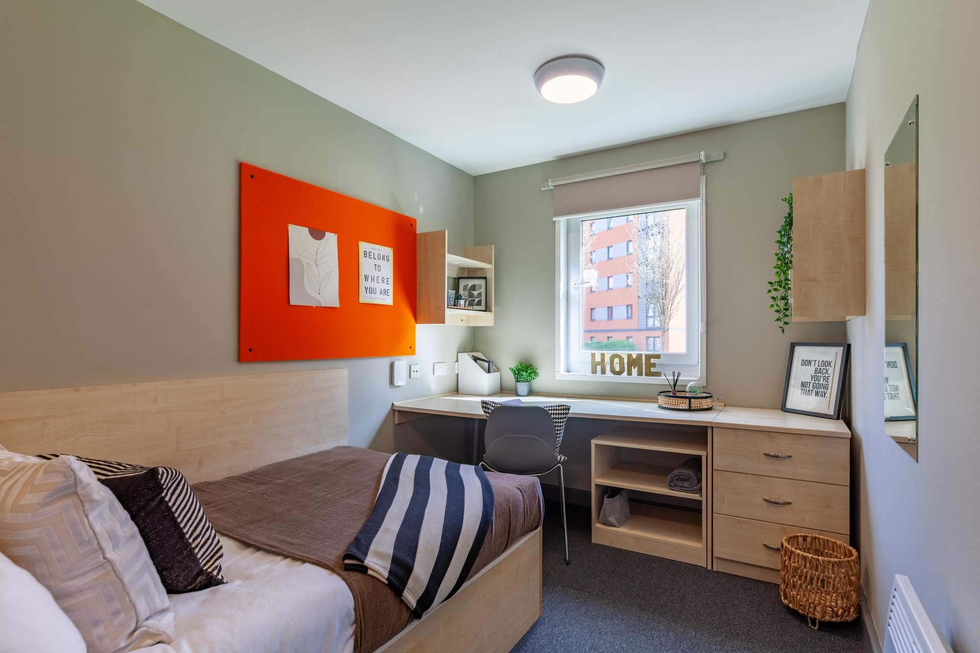 Classic Plus En-Suite - 1