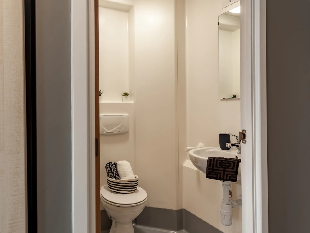  Premium Plus En-Suite  -  The Forge Sheffield  - Gallery -  4