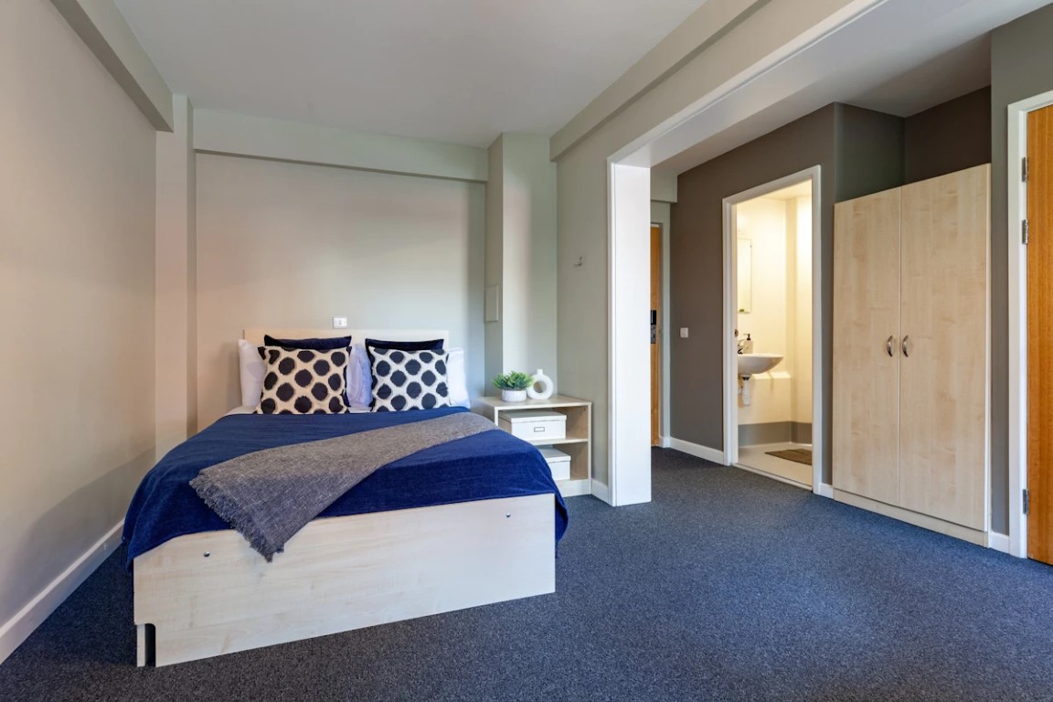  Premium Plus Studio  -  The Forge Sheffield  - Gallery -  1