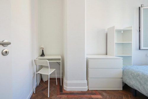 Bright double bedroom close to Eduardo VII Park  - Gallery -  5