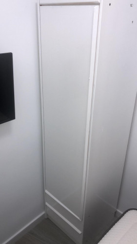 Comfy single bedroom with no window next to Ciutat de les arts i les ciències