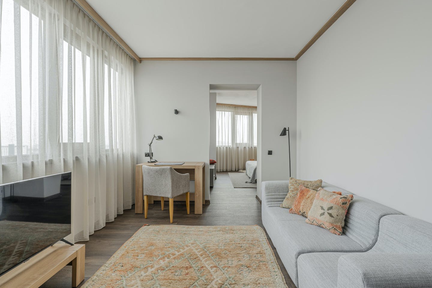 Yurt Room - Elegant Stylish Complex w/ Terrace + Workareas - Gallery - 2