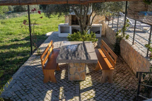 Welcoming 3-bedroom house, with a swimming pool 