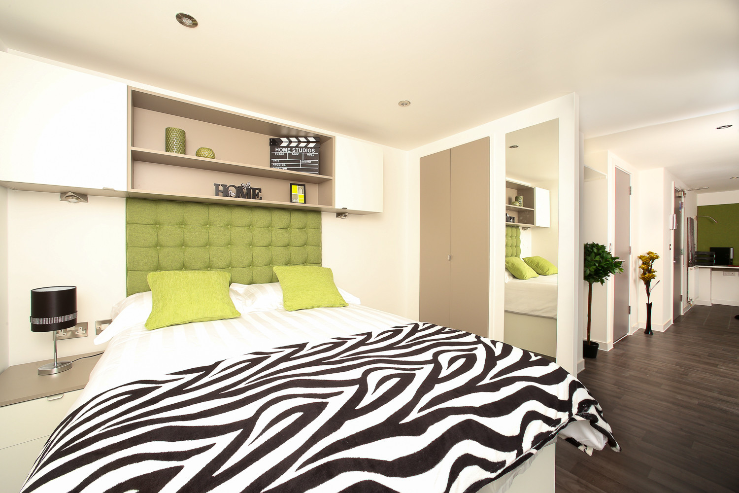  Corner Studio  -  Primus Place  - Gallery -  4