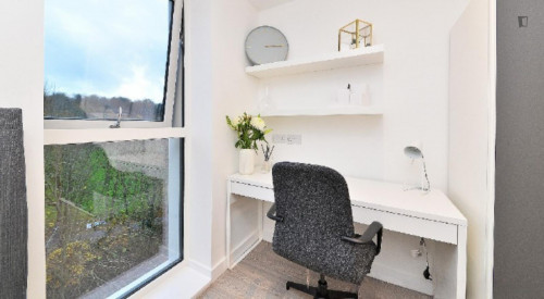 Smart studio in a residence close to Royal Stoke University Hospital