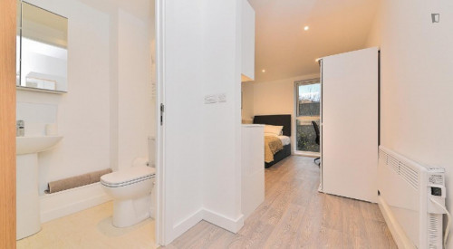 Smart studio in a residence close to Royal Stoke University Hospital - Gallery - 15