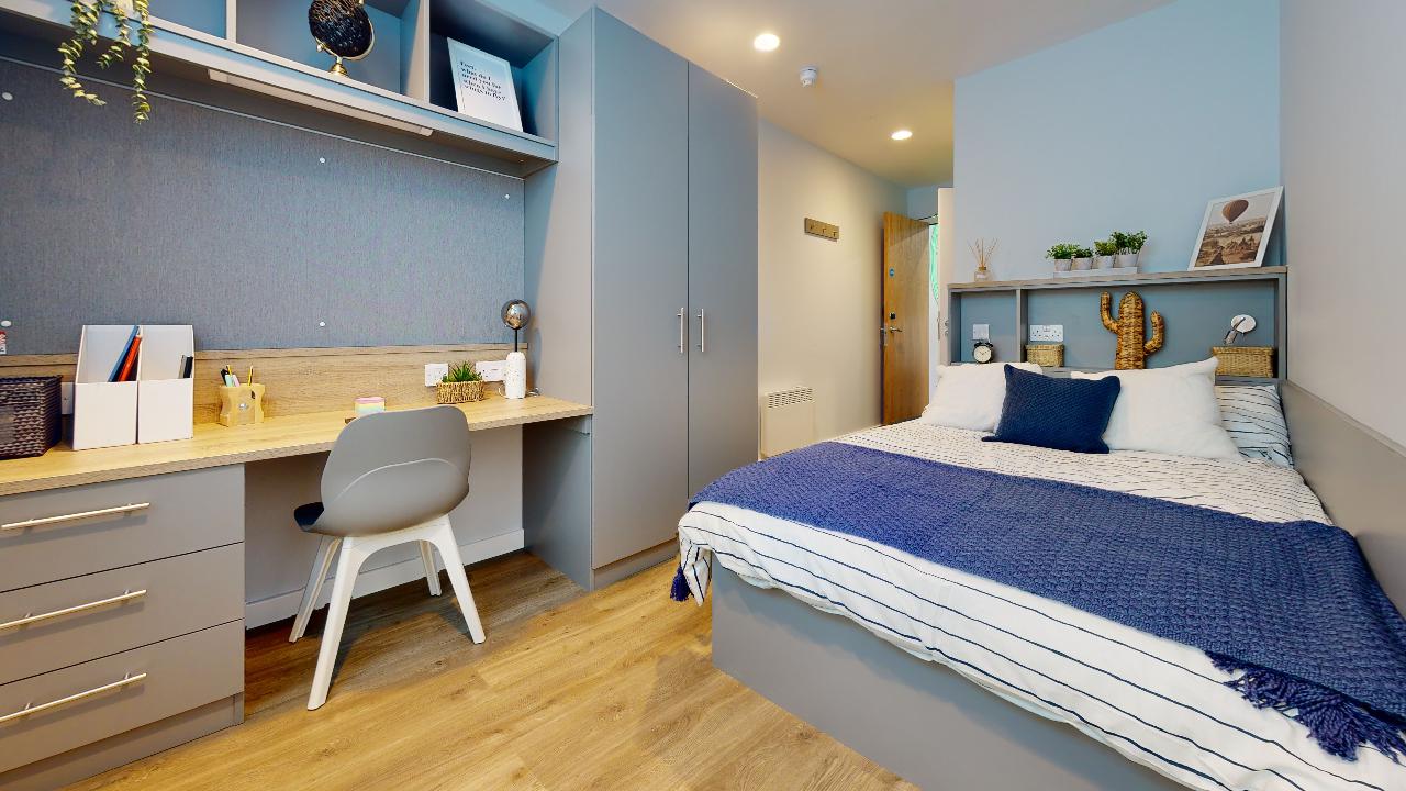 Gold En-Suite - iQ Nelson Court - Gallery - 4