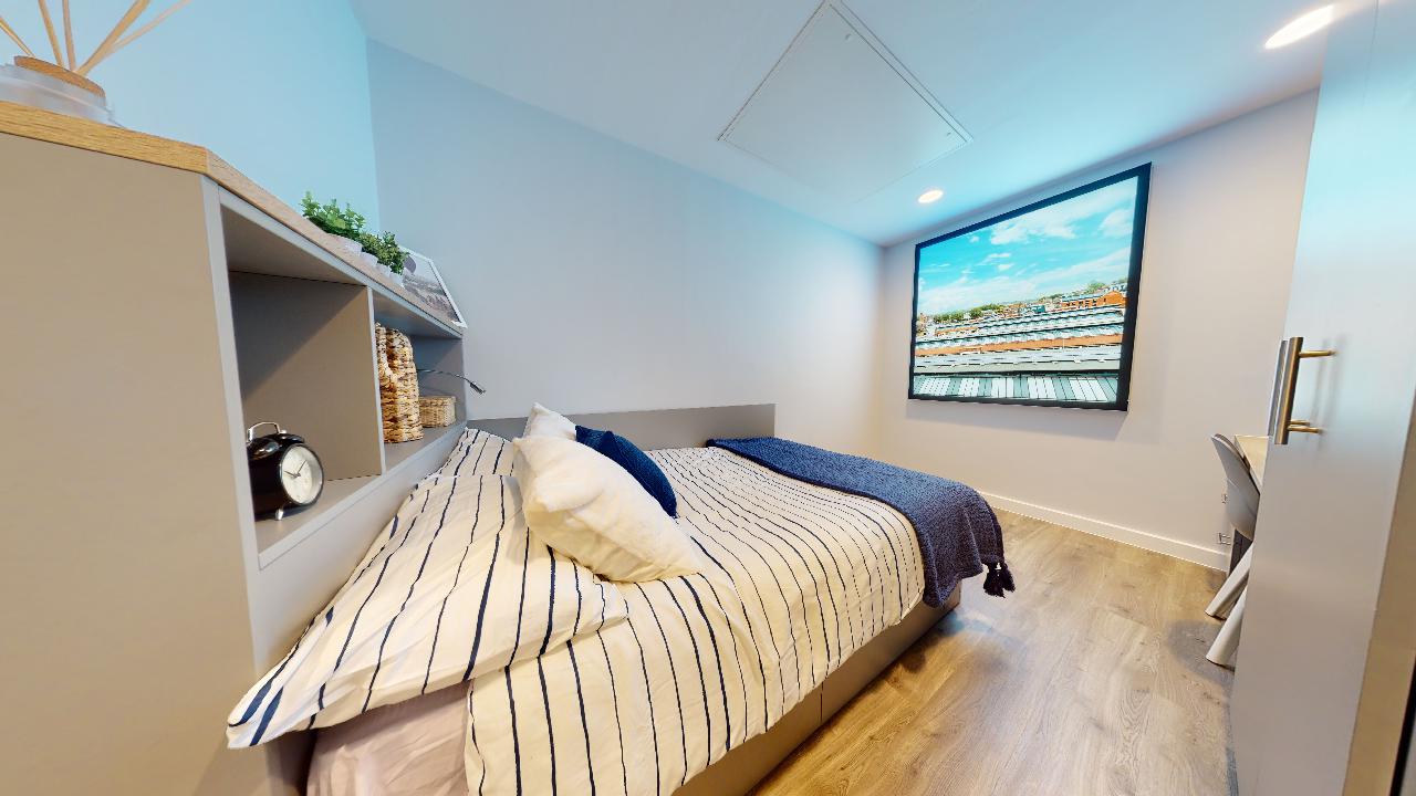 Gold En-Suite - iQ Nelson Court - Gallery - 9
