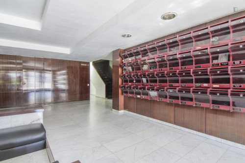 Comfortable double bedroom close to Arc de Triomf