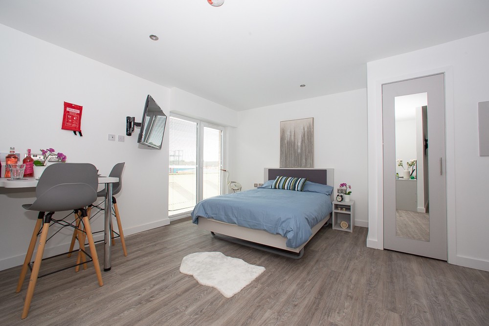  Platinum Studio  -  The Laceworks  - Gallery -  1