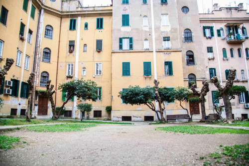 Bed in cosy twin bedroom near San Giovanni metro station