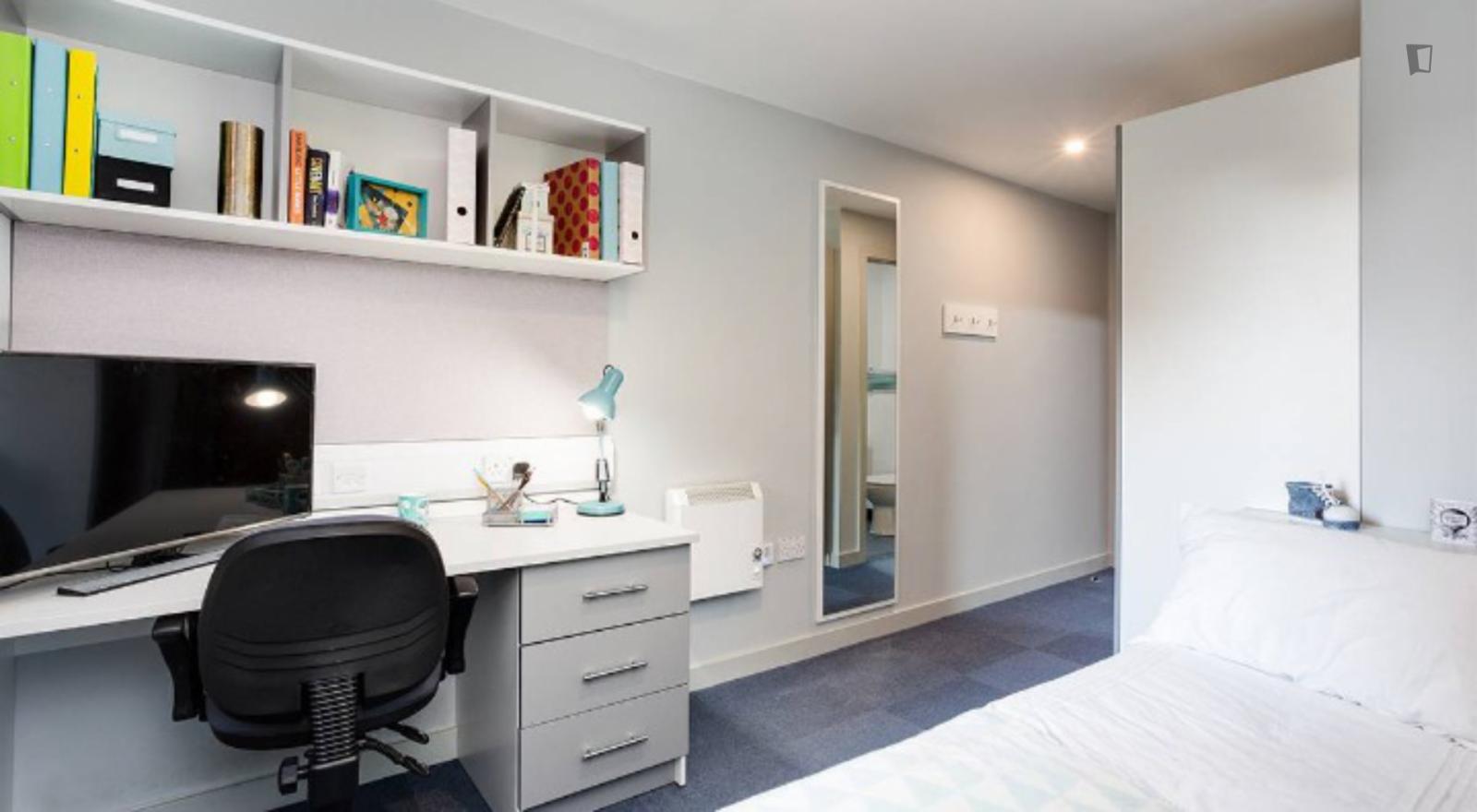 Cool Double Ensuite Bedroom In A Residence Close To UCLan - Cool double ensuite bedroom in a residence close to UCLan - Gallery - 1