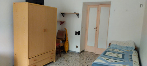 Cozy twin bedroom in Viterbo 