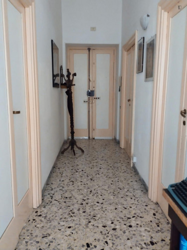 Cozy twin bedroom in Viterbo  - Gallery - 12