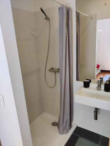 Neat ensuite double-bedroom in a 7-bedroom house near Peniche - Gallery - 10