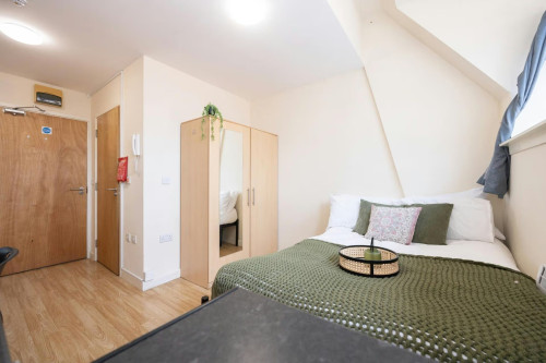 كاسل جيت  - Gallery -  5