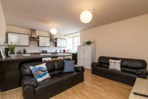 Silver En-Suite - Castle Gate Haus - Gallery - 28