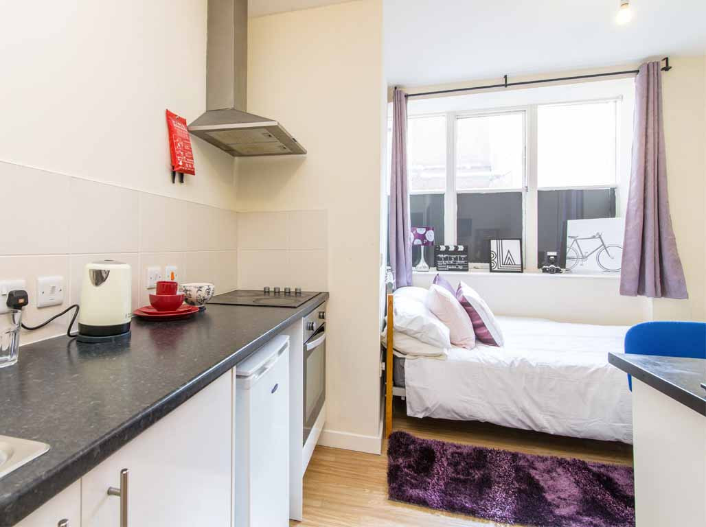  Bronze Studio  -  Castle Gate Haus  - Gallery -  22