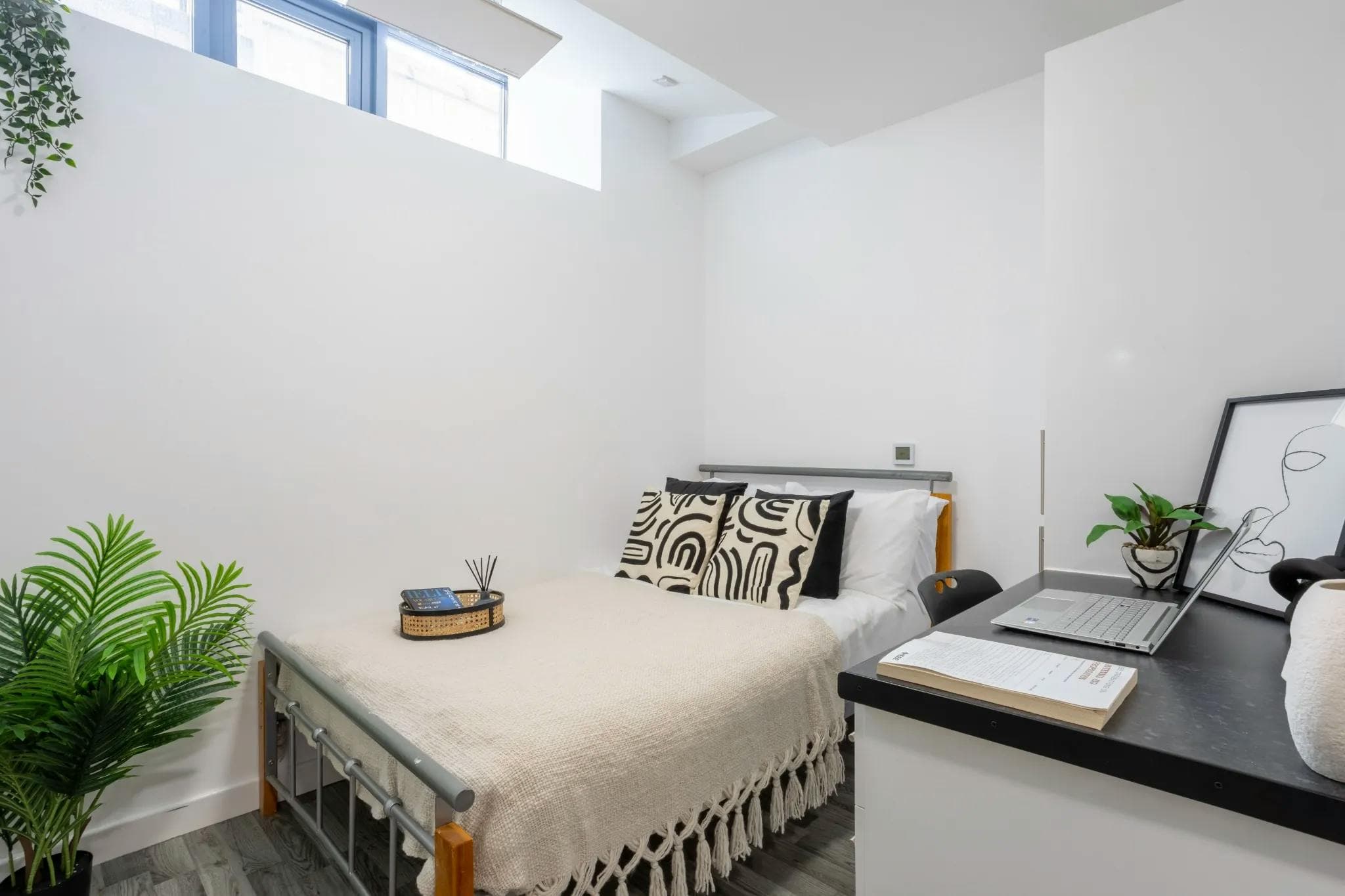 Bronze Studio - Castle Gate Haus - Gallery - 1