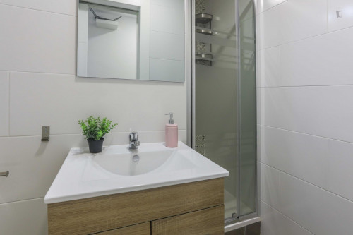 Welcoming double bedroom in Delicias - Gallery - 8